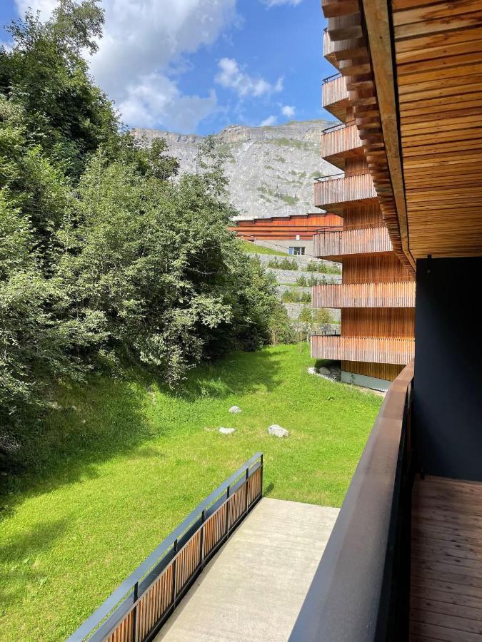 Stilvolle Ferienwohnung Direkt An Der Skipiste Flims Exterior photo